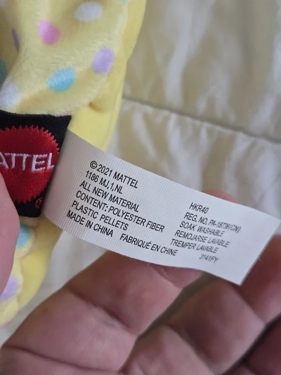 Star Wars Easter Baby Yoda Plush in Mint Green with Pastel Outfit - Picture 4 of 4